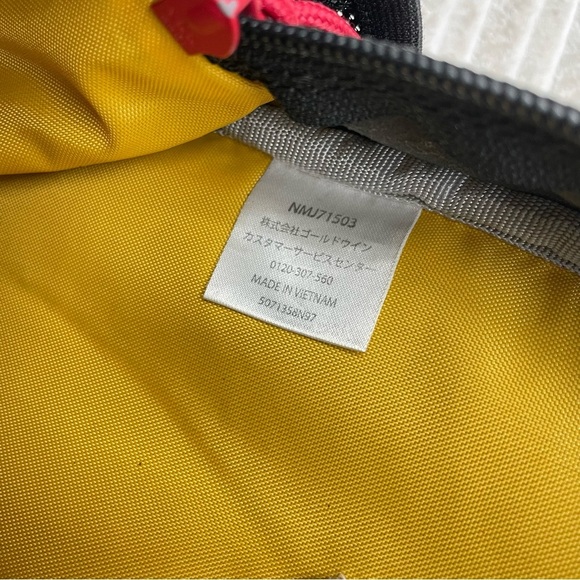 The North Face Half Dome Kids Backpack - Picture 9 of 11